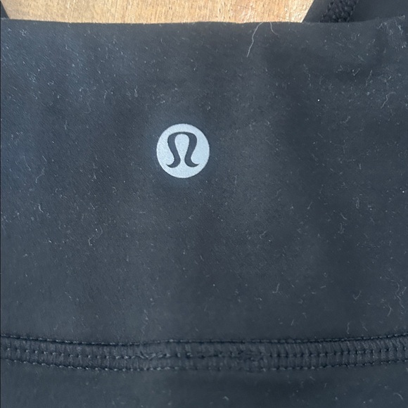 NWOT Lululemon Invigorate High-Rise Tight 25"
Size 4 - Picture 4 of 4